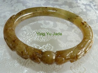 carved jade bangle