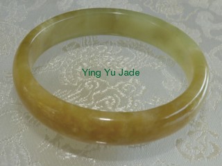 jade bangle