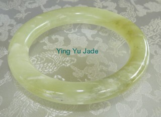 classic round jade bangle