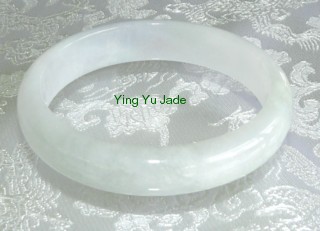 white jadeite jade bangle a grade