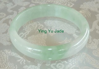 jadeite jade bangle