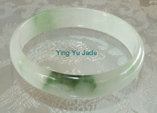 jadeite jade small bangle