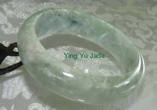 jadeite jade bangle