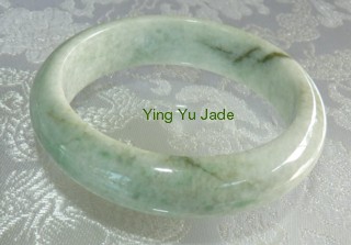 a grade jadeite jade bangle