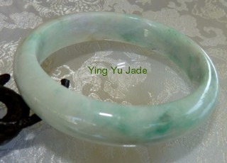 a grade jadeite jade bangle