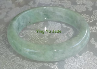 a grade jadeite jade bangle