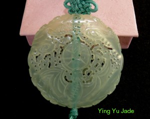 hollow carved jade plum bat