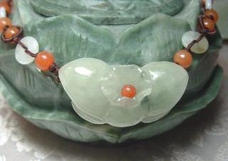 jadeite jade lily necklace