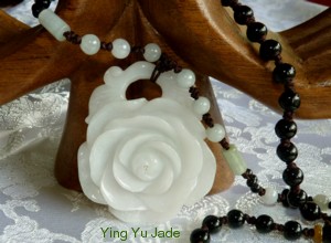 jadeite jade flower necklace